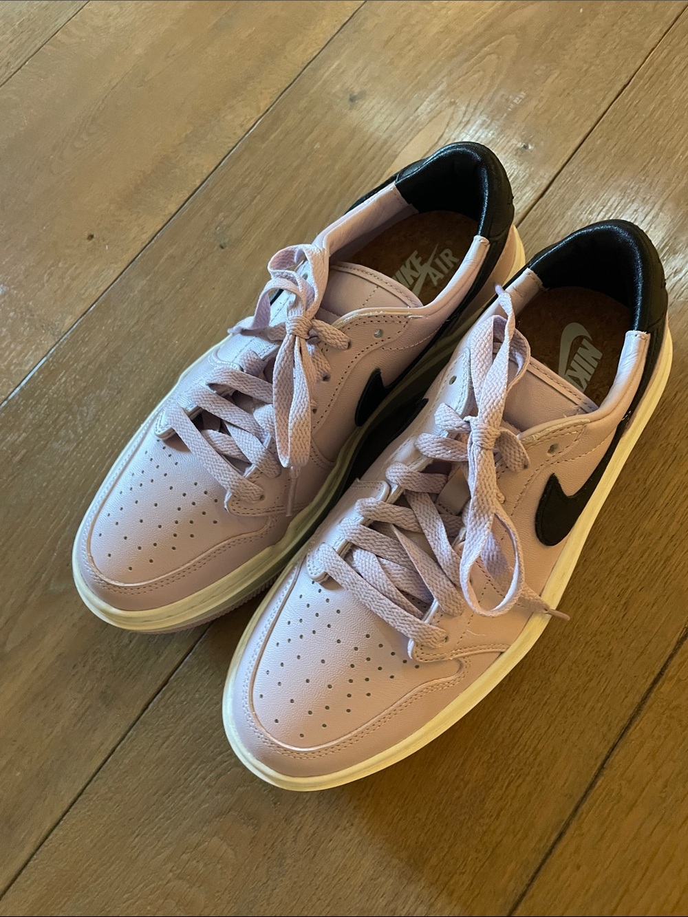 Nike Air Lavender Athletic Shoes- size 8- Like New!